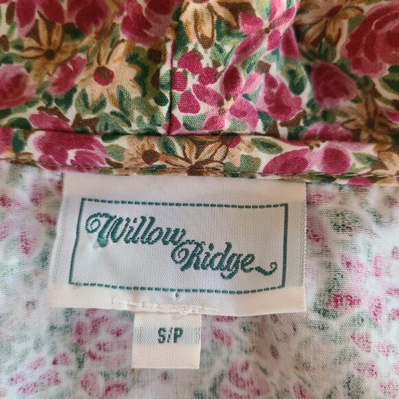 Willow Ridge Floral Blouse - Pink and Green - Picture 10 of 12